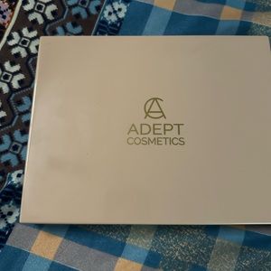 Adept Double Sided Palette